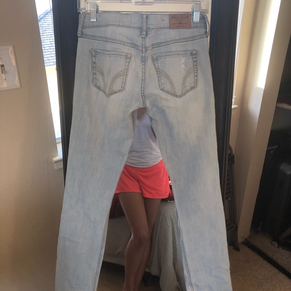 Light denim ripped skinny jeans